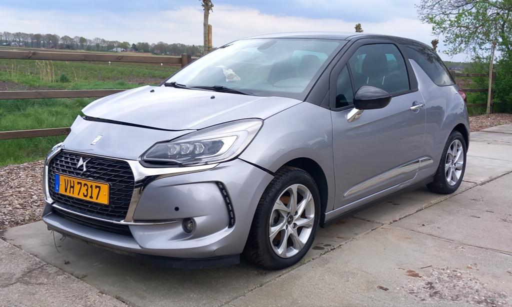 Citroen Ds3  Automaat  2019   15dkm !!!!, Auto diversen, Schadeauto's, Citroën, Automaat, Benzine, Overige carrosserieën, Zilver of Grijs