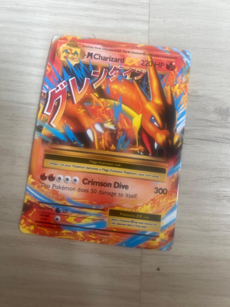 M Charizard EX Pokémon kaart - Japanse versie, Ophalen of Verzenden, Zo goed als nieuw, Losse kaart