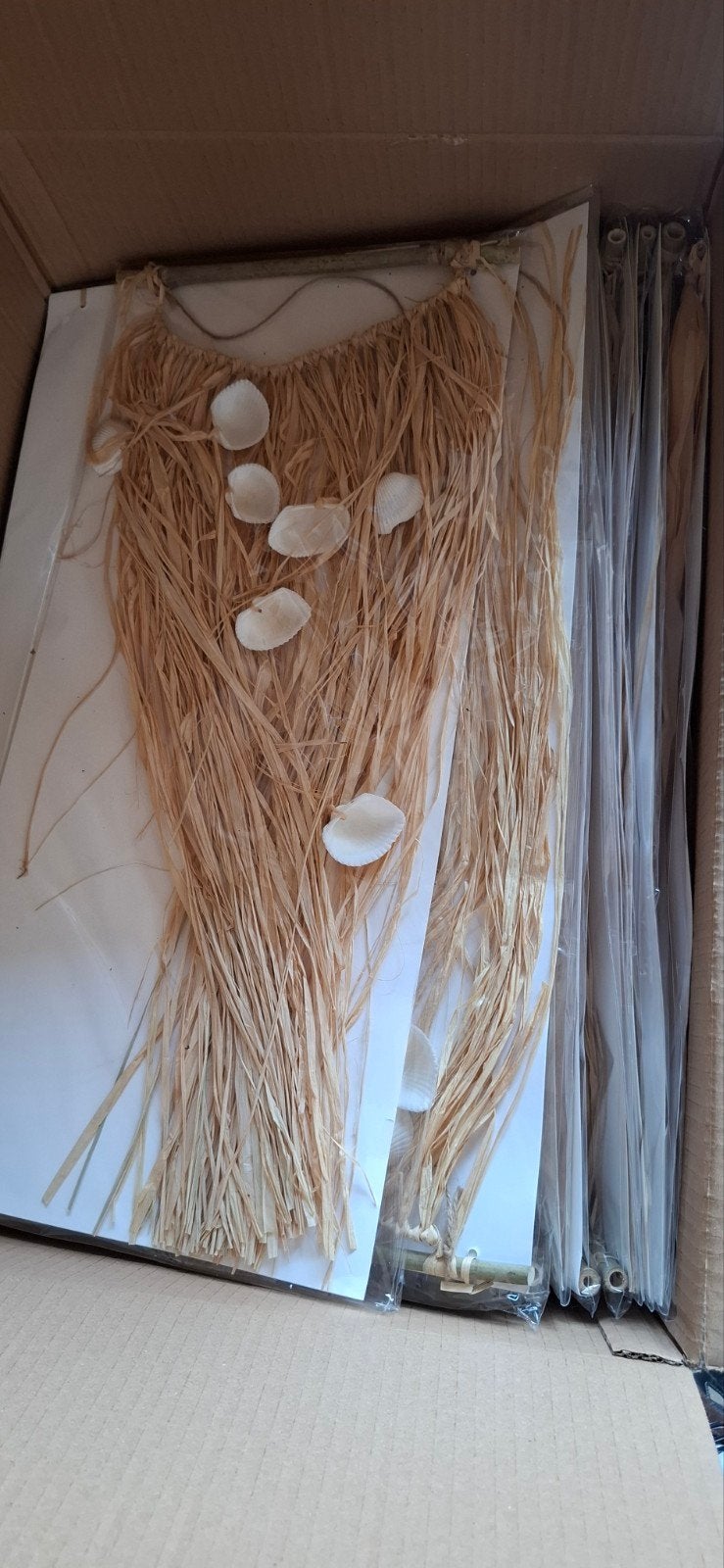 40 stuks Hanger Raffia met schelpen 28 x 60 cm, Hout, Raffi, Beige, Nieuw