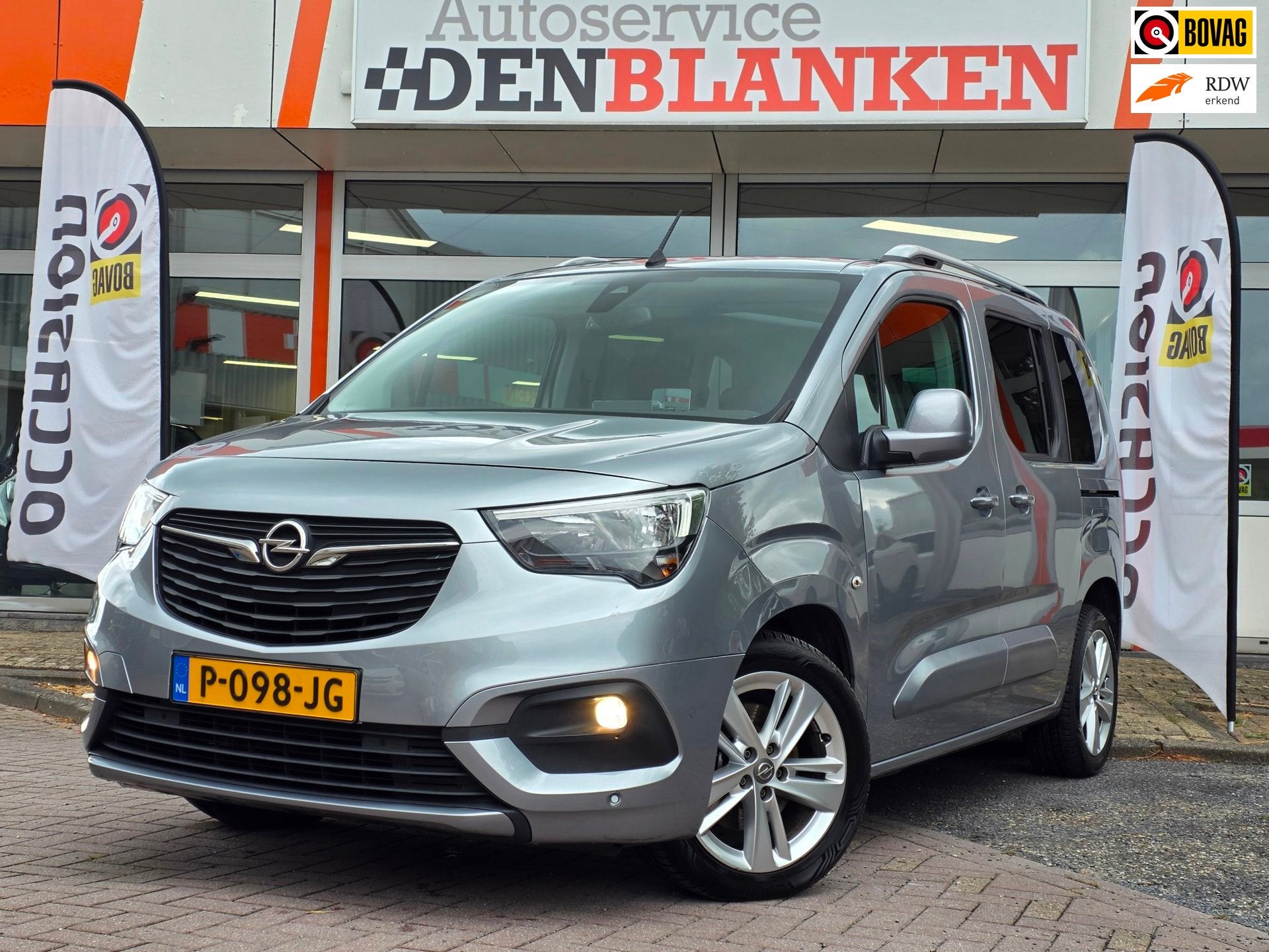 Opel Combo Tour 1.2 Turbo L1H1 Edition Automaat 5p BJ.2020 /, Auto's, Automatische klimaatregeling, Stof, Gebruikt, Euro 6