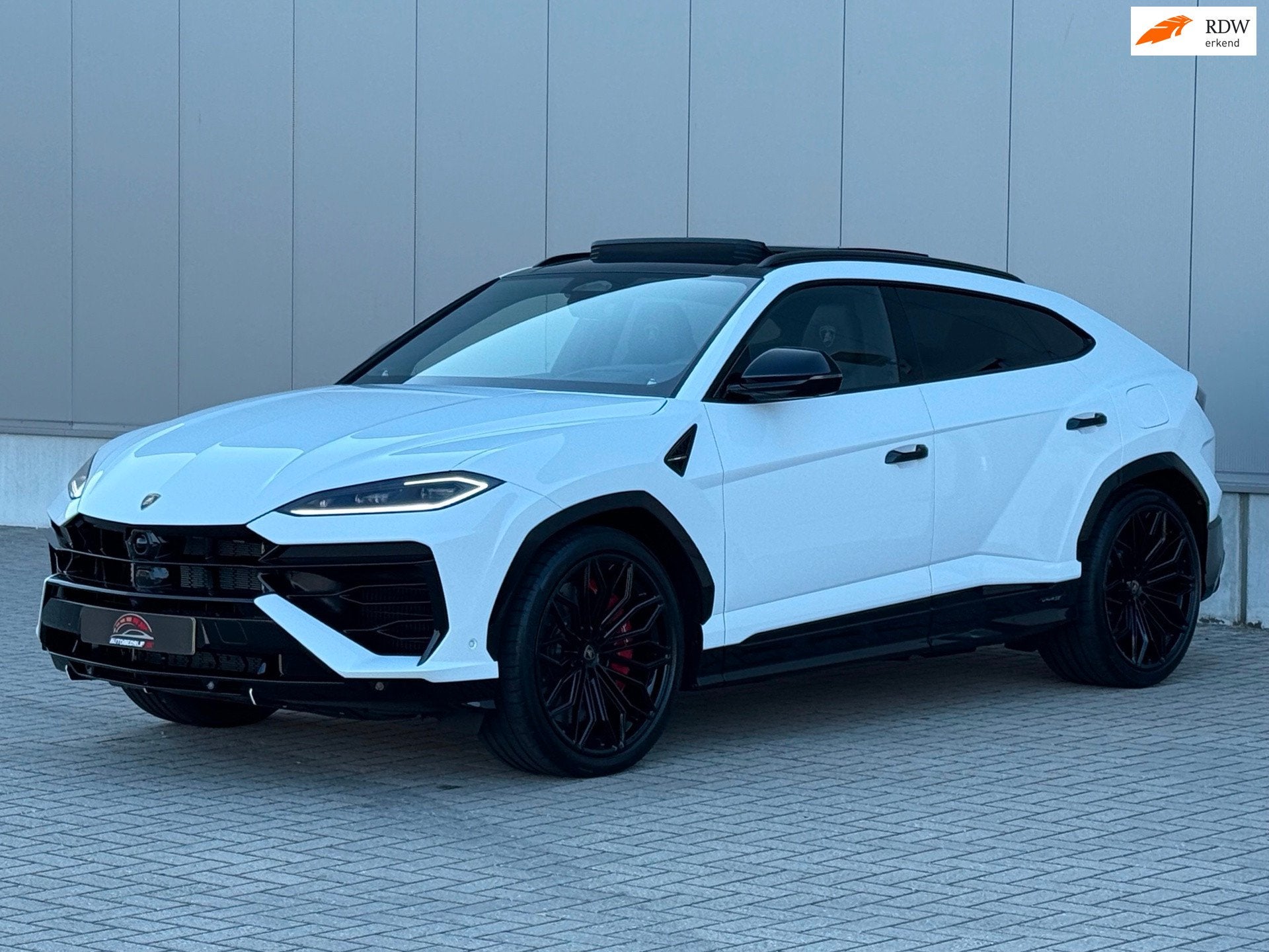 Lamborghini URUS 4.0 V8 SE PPF NL AUTO, Auto's, Automaat, Urus, 800 pk, Wit