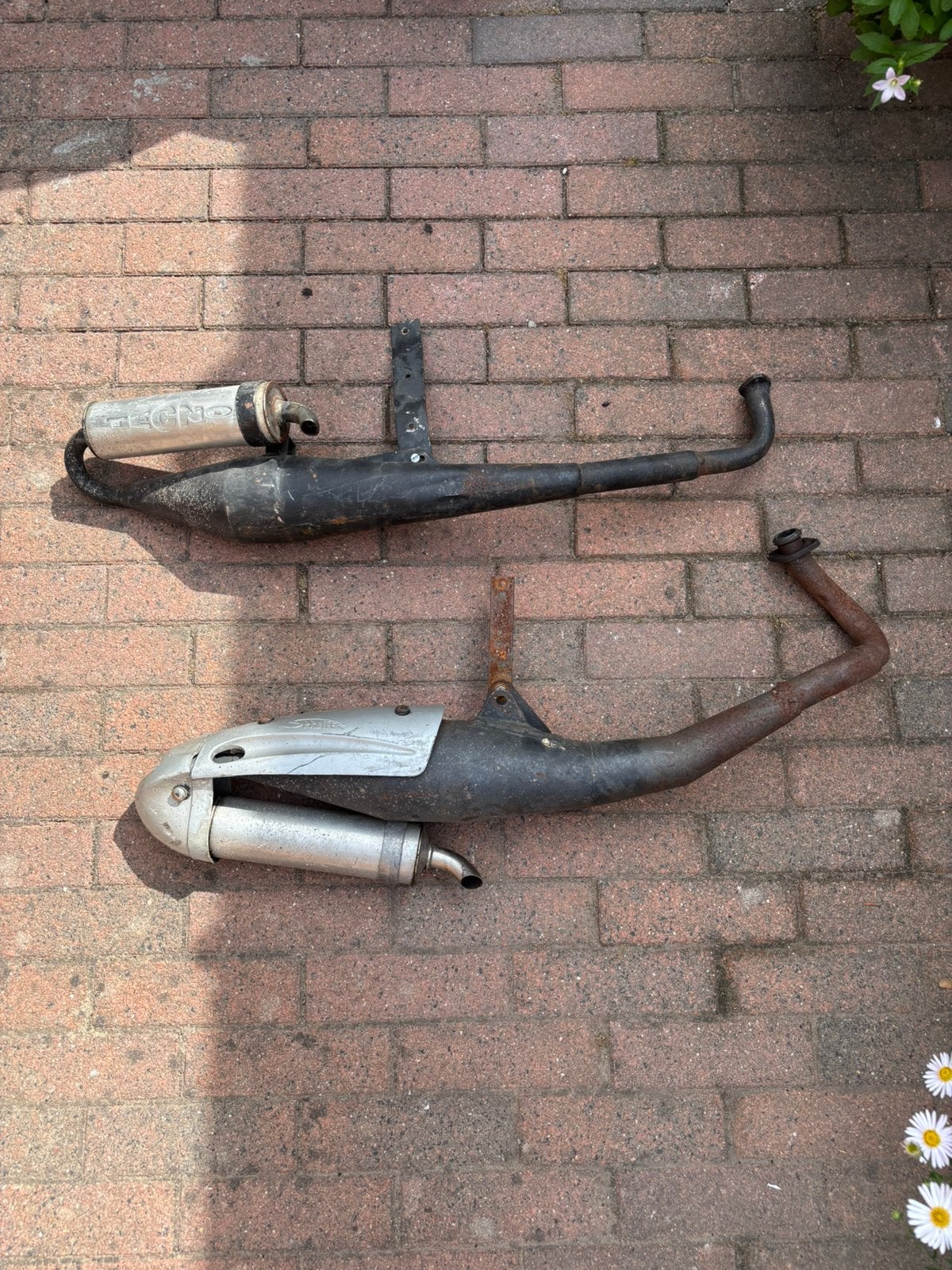 2 uitlaten, Fietsen en Brommers, Brommers | Tuning en Styling, Ophalen of Verzenden, Gebruikt