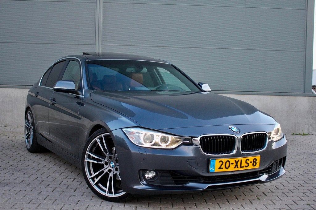 BMW 3-serie 320i High Executive|dakraam|Leder|Led|20inch, Auto's, BMW, Automaat, Euro 5, Achterwielaandrijving, Gebruikt