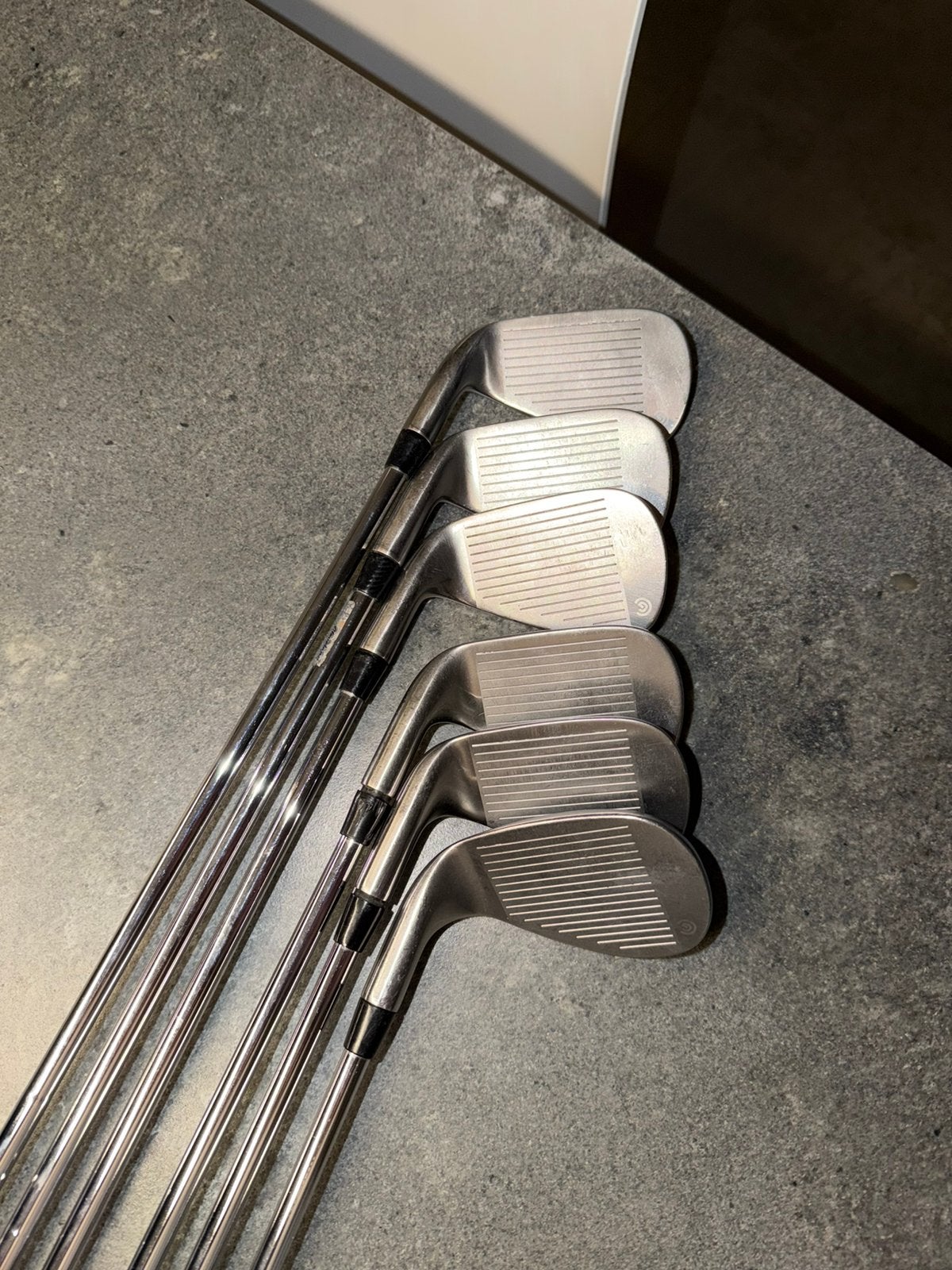 Foto 13 van Zeer nette cleveland beginners golfset