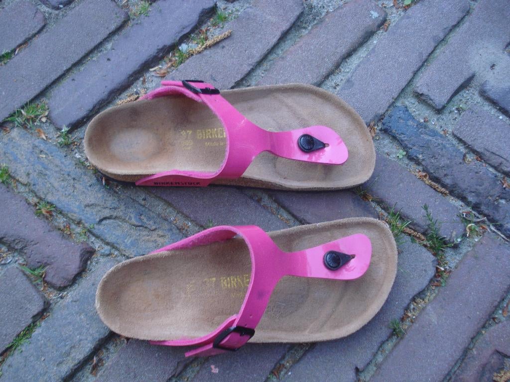 BIRKENSTOCK GIZEH ROZE 37 NU GRATIS VERZENDING PER POST, Kleding | Dames, Slippers, Verzenden, Zo goed als nieuw, Roze
