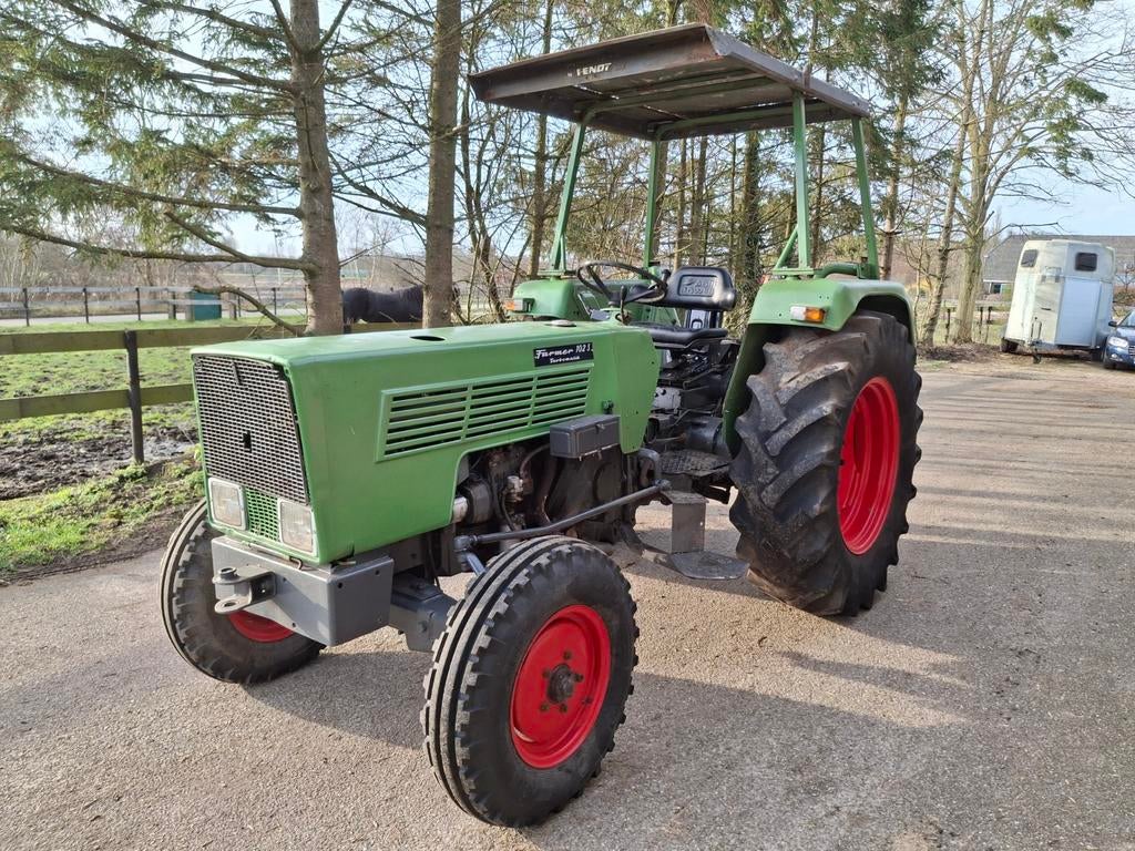 Fendt 102 S, Ophalen