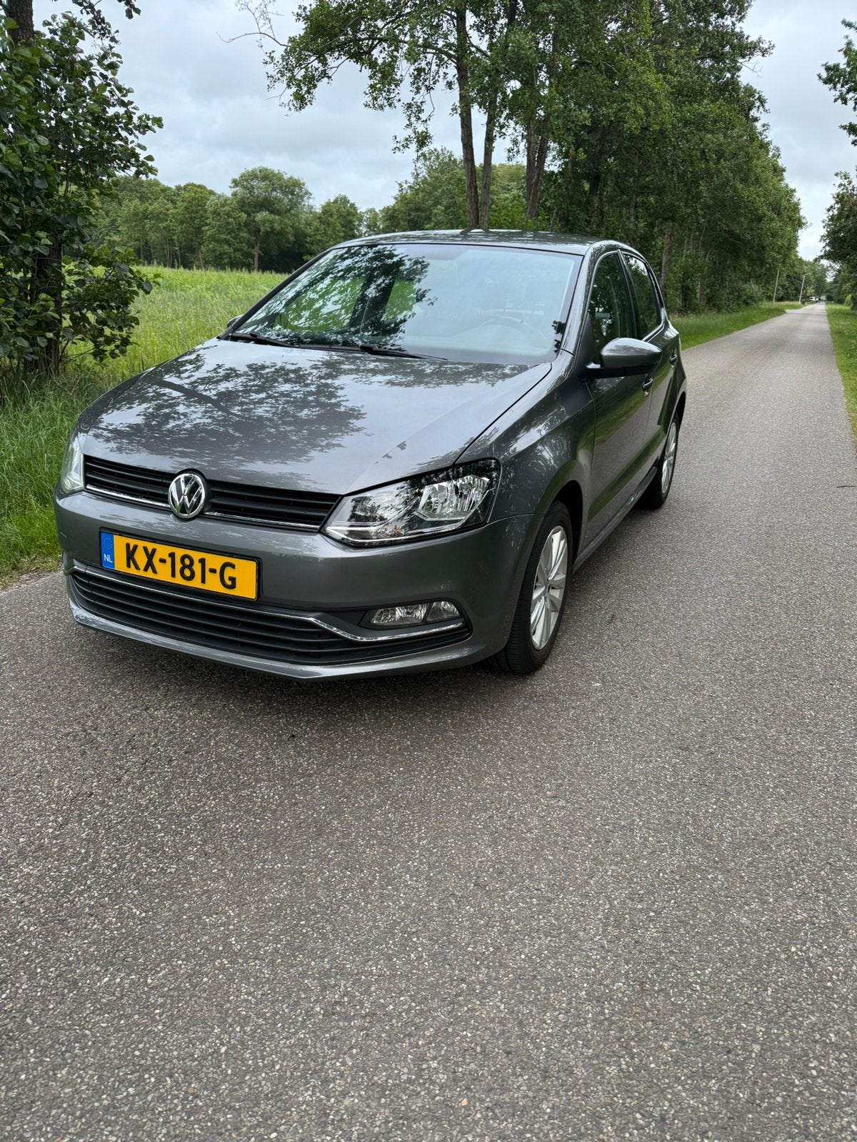 Volkswagen Polo 1.2 TSI 66KW 2017 Grijs, Auto's, 40 €/maand, Euro 6, 4 cilinders, Adaptieve lichten