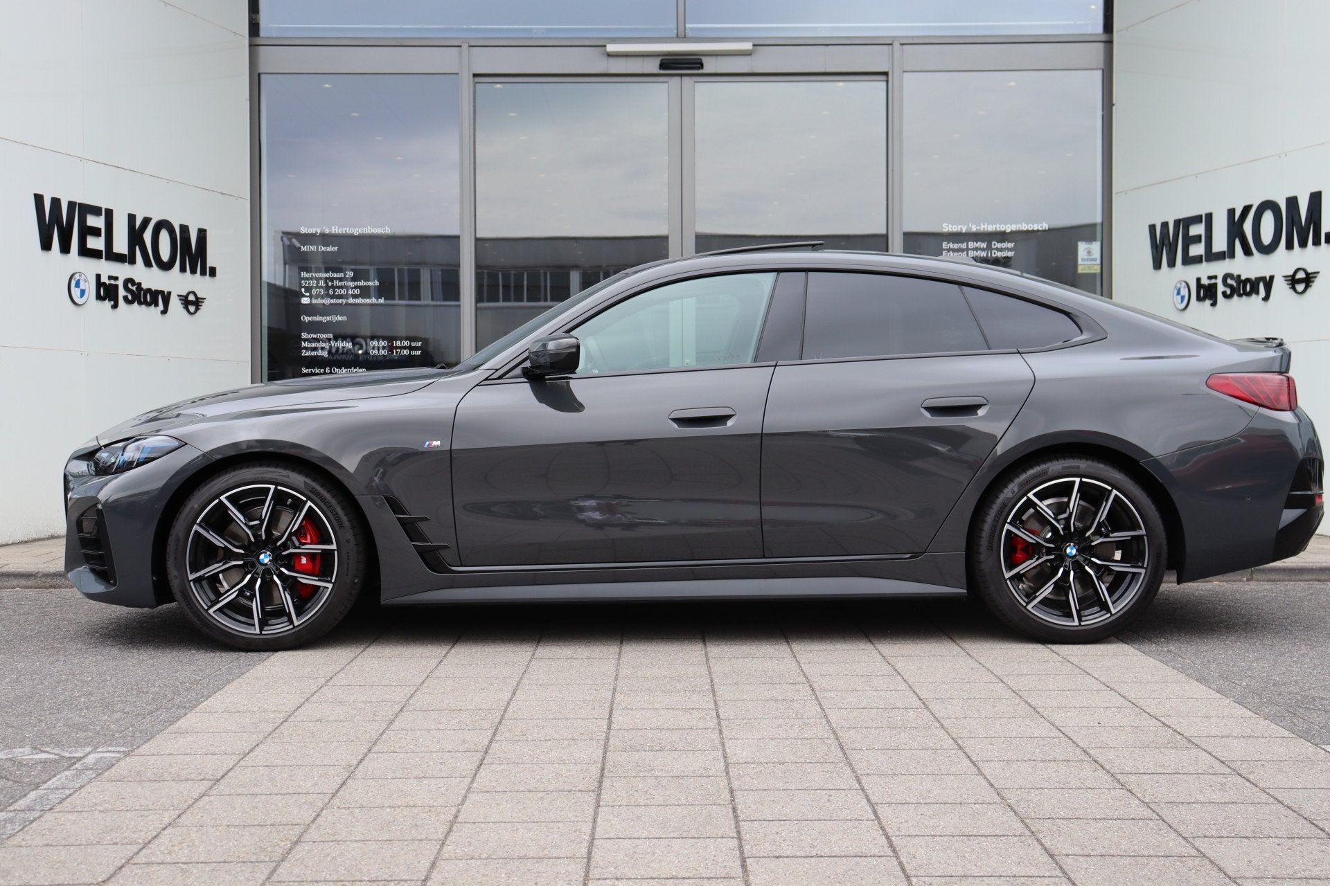BMW 4 Serie Gran Coupé 420i M Sport Automaat / Schuif-kante, Auto's, Automaat, Zwart, Automatische klimaatregeling, Leder