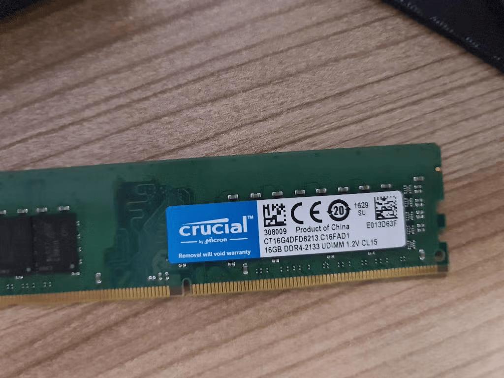 Crucial DDR4 16GB RAM, Computers en Software, RAM geheugen, Zo goed als nieuw, Desktop, 16 GB, DDR4, Ophalen