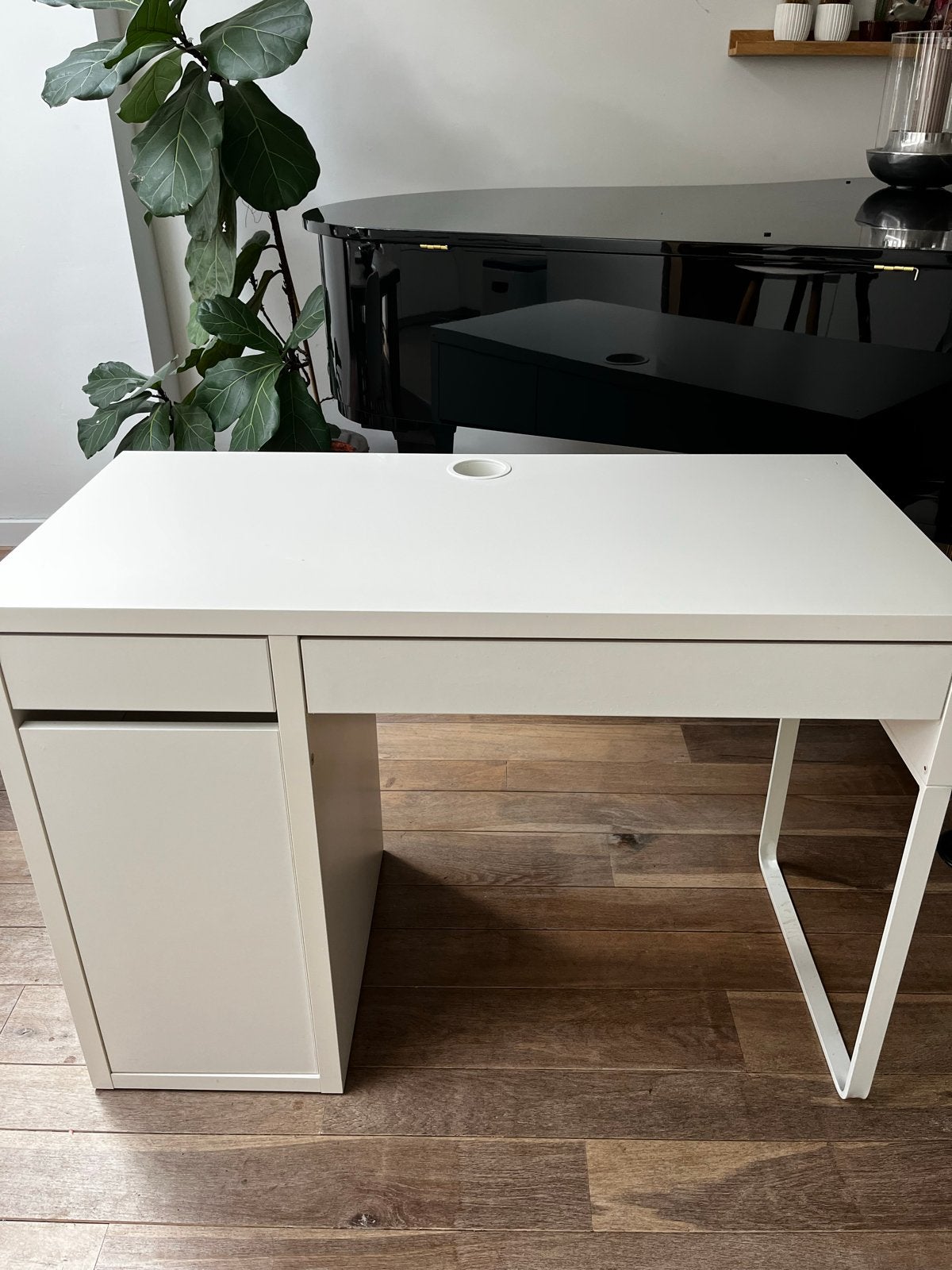 Wit bureau met lade en kastje Ikea, Huis en Inrichting, Bureaus, Ophalen, Met lades, Spaanplaat of MDF, Zo goed als nieuw
