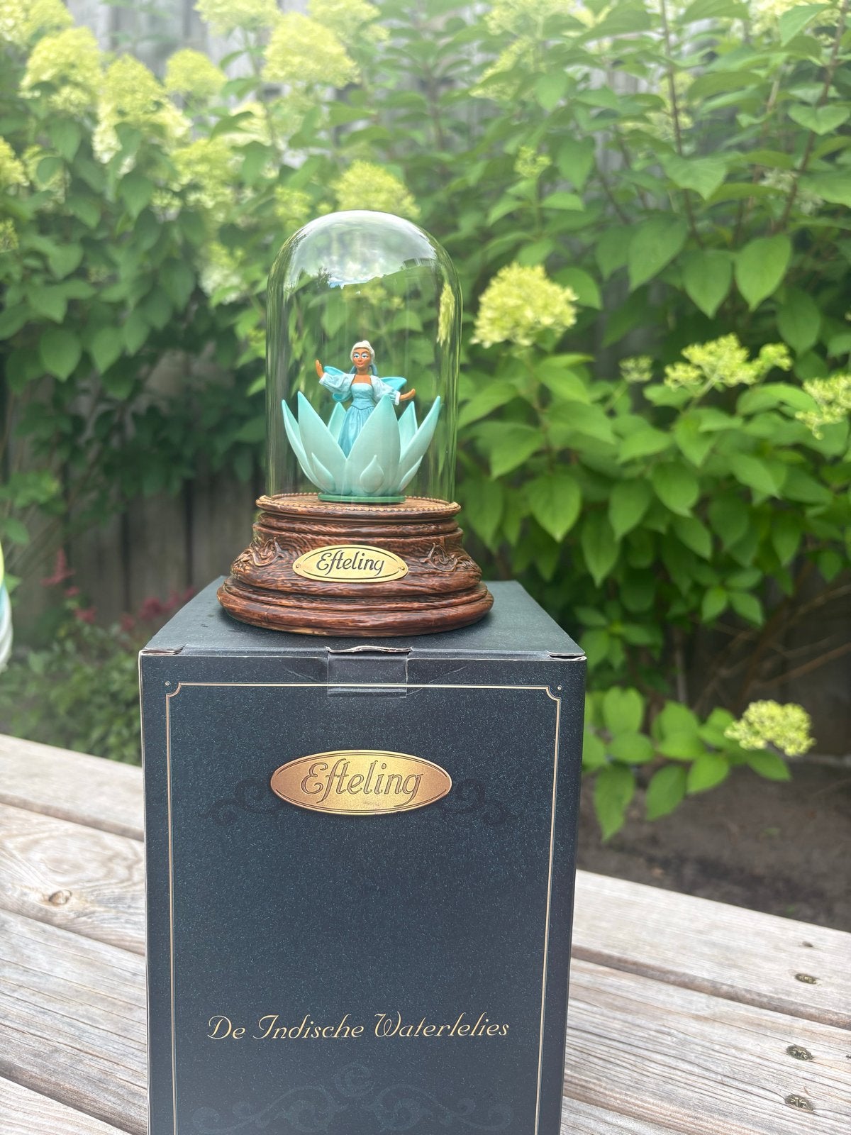 Efteling De Indische Waterlelies beeldje met doos, Ophalen of Verzenden, Zo goed als nieuw, Beeldje of Poppetje