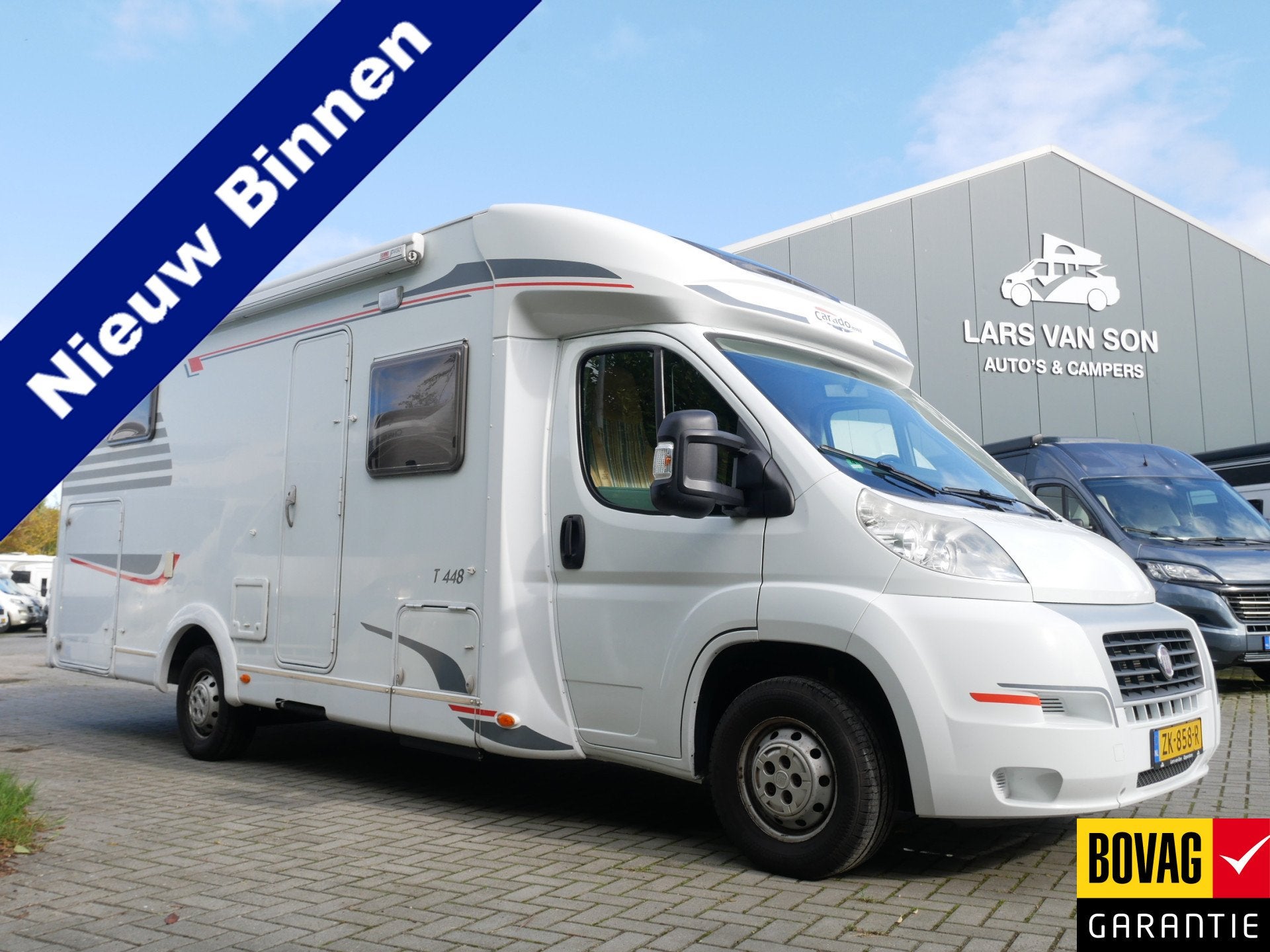 Carado (Hymer) T 448, Lengtebedden, Hefbed, XXL Garage!, Fia, Caravans en Kamperen, Airconditioning, Ringverwarming, 7 tot 8 meter