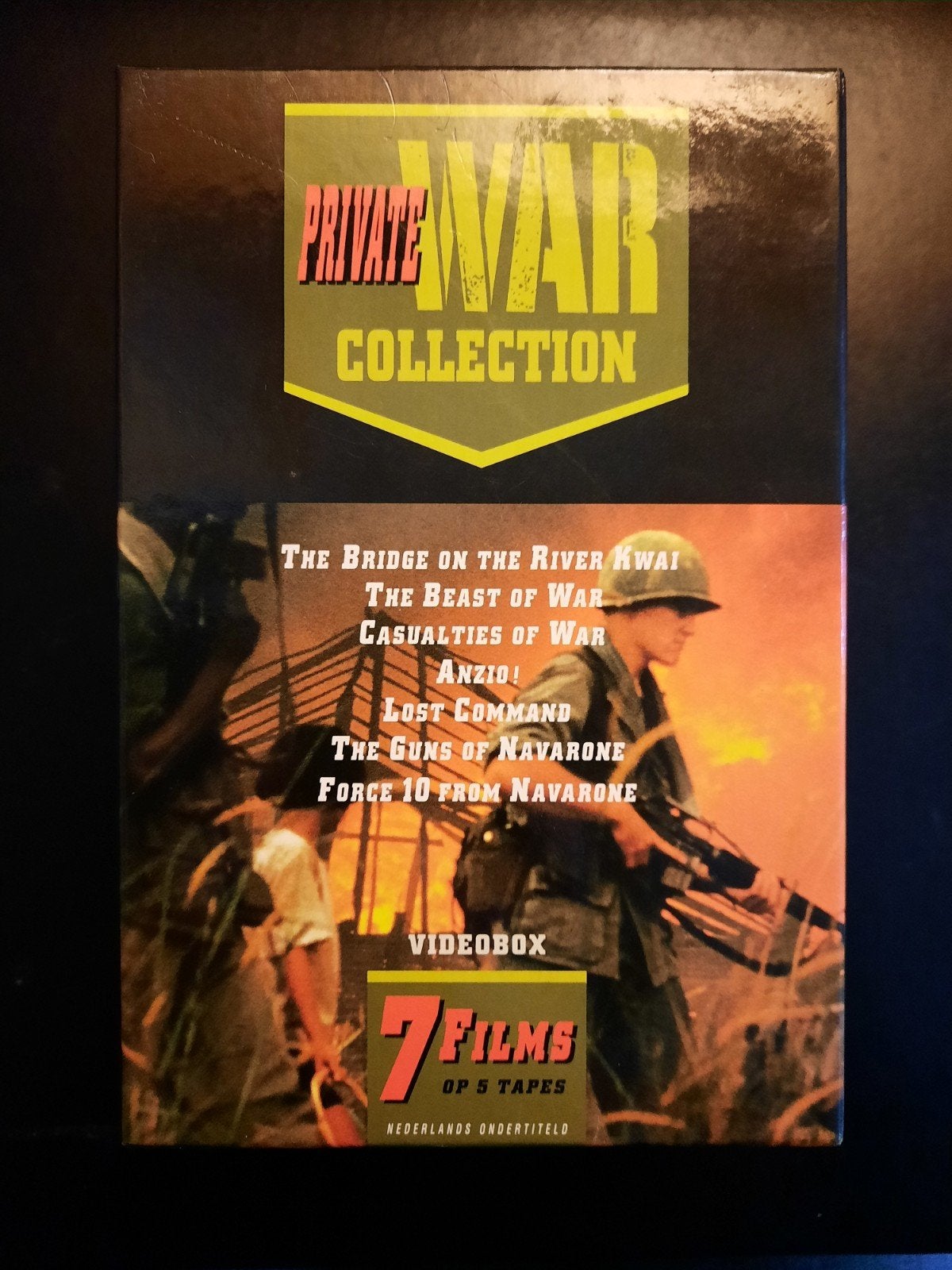 Private War Collection Videobox - 7 films op 5 tapes, Cd's en Dvd's, VHS | Film, Vanaf 12 jaar, Ophalen of Verzenden, Nieuw in verpakking