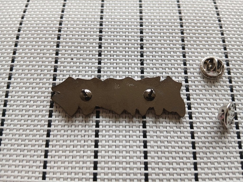 Exodus vrij mooie  shaped logo pin speld badge n3 metal, Ophalen of Verzenden, Nieuw, Overige typen