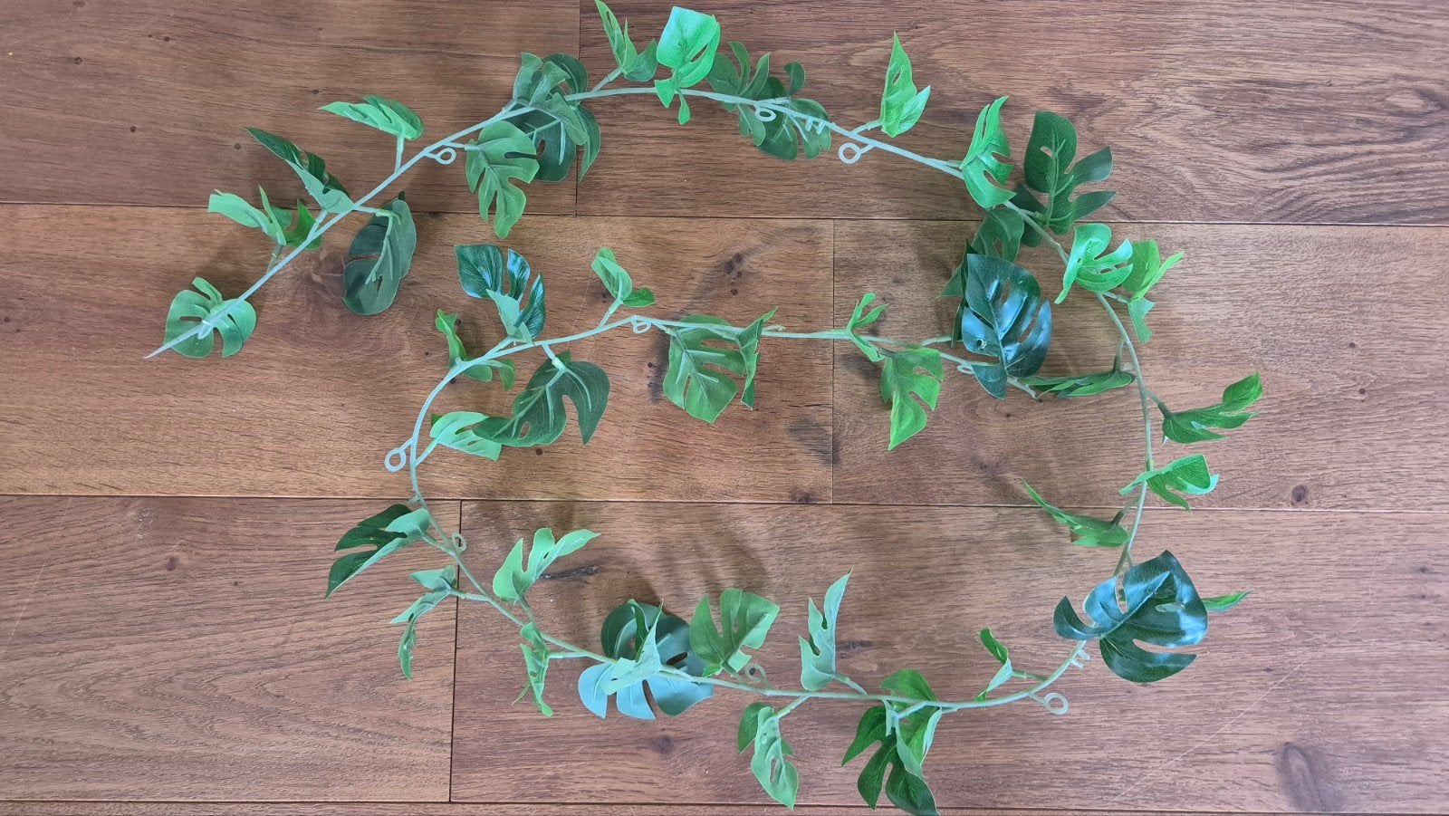 Monstera bladerslinger, Huis en Inrichting, Ophalen of Verzenden, Zo goed als nieuw, Kunststof, Buiten