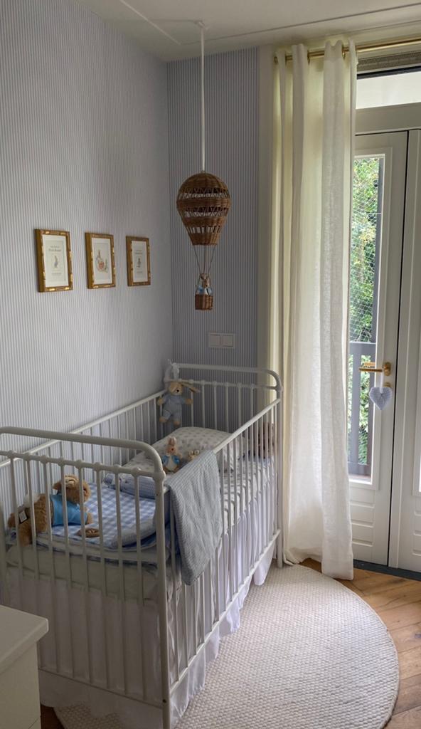Spijlen baby bedje helemaal nieuw, Kinderen en Baby's, Kinderkamer | Complete kinderkamers, Ophalen of Verzenden, Zo goed als nieuw
