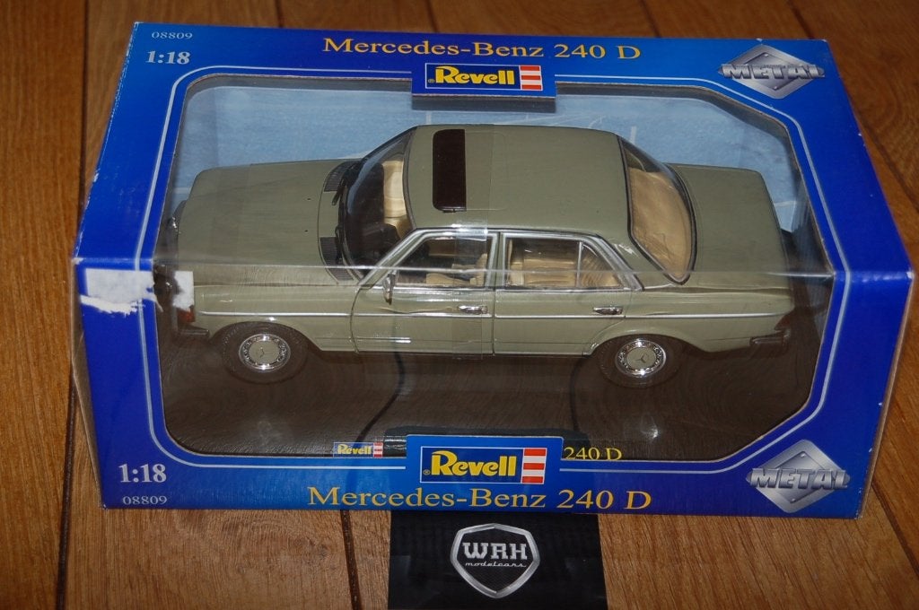 1:18 MERCEDES 240D W123 green Revell NEW WRH, Verzenden, Zo goed als nieuw, Auto, Revell