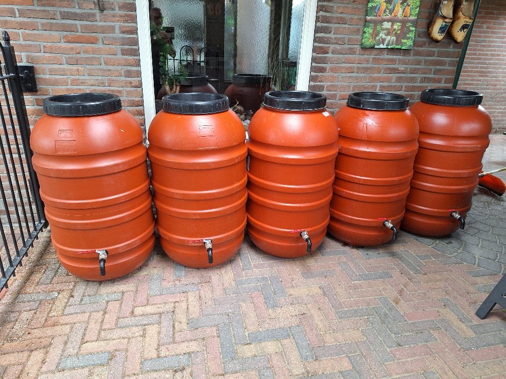 Regentonnen 220 liter, Ophalen, Kunststof, Met kraantje, 150 liter of meer