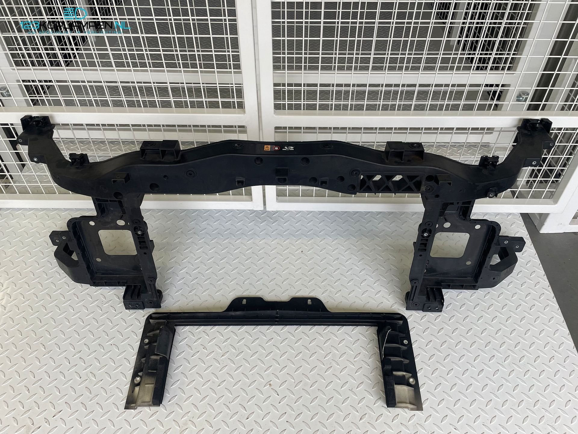 Hyundai Kona II voorfront nieuw model, Ophalen, Gebruikt, -, Bumper