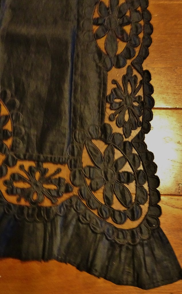 Foto 4 van SCHORTJE Antiek 1850 getaxeerd katoen handwerk onbeschadigd