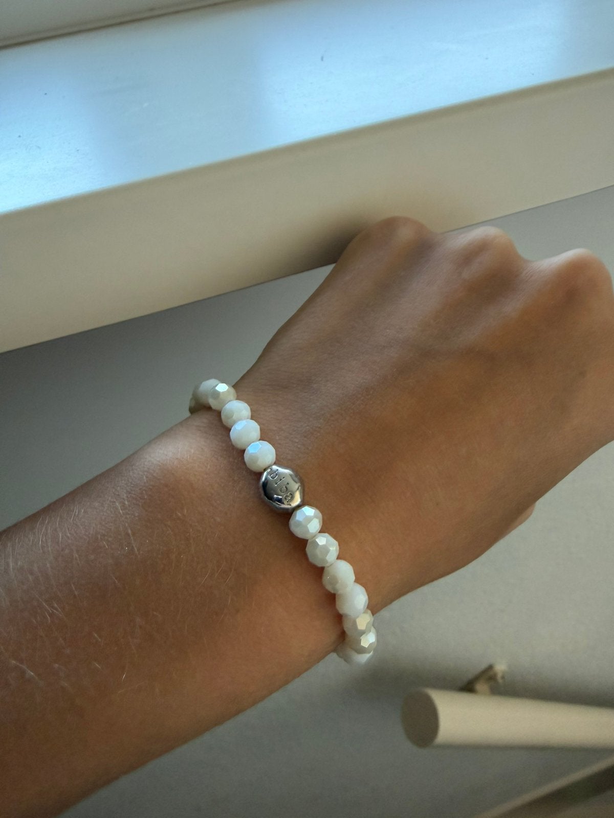 Dames wit met zilveren armband van Biba, Ophalen of Verzenden, Zo goed als nieuw, Wit, Zilver
