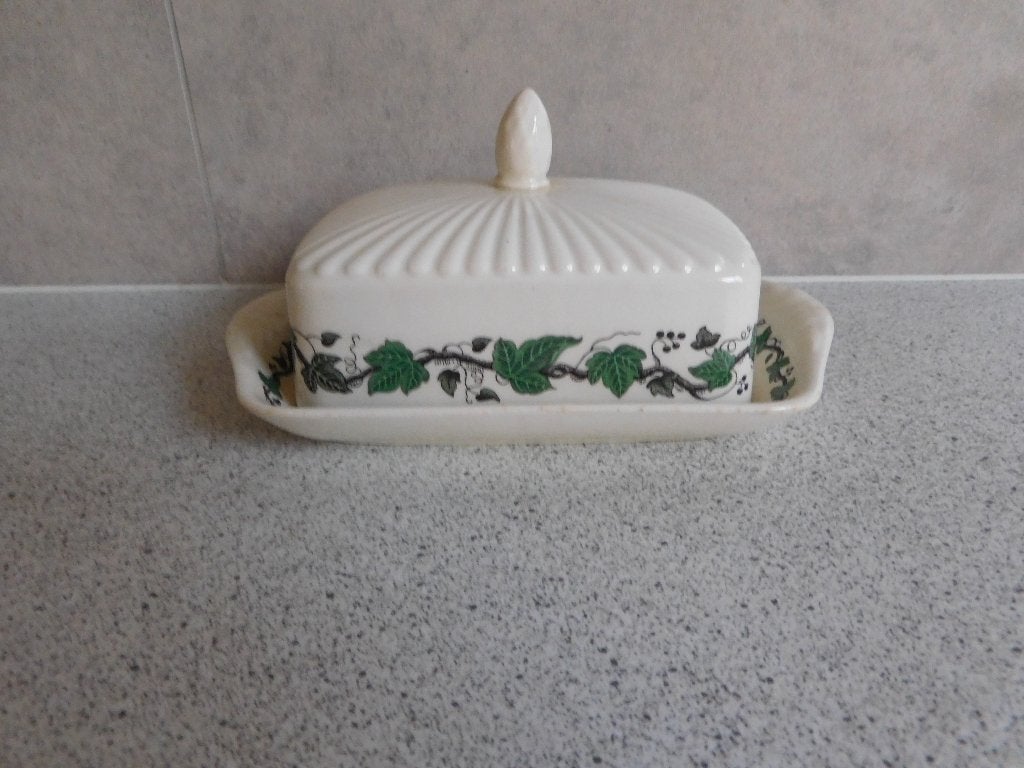 Wedgwood Stratford Botervloot, Overige typen, Vintage, Ophalen of Verzenden, Zo goed als nieuw