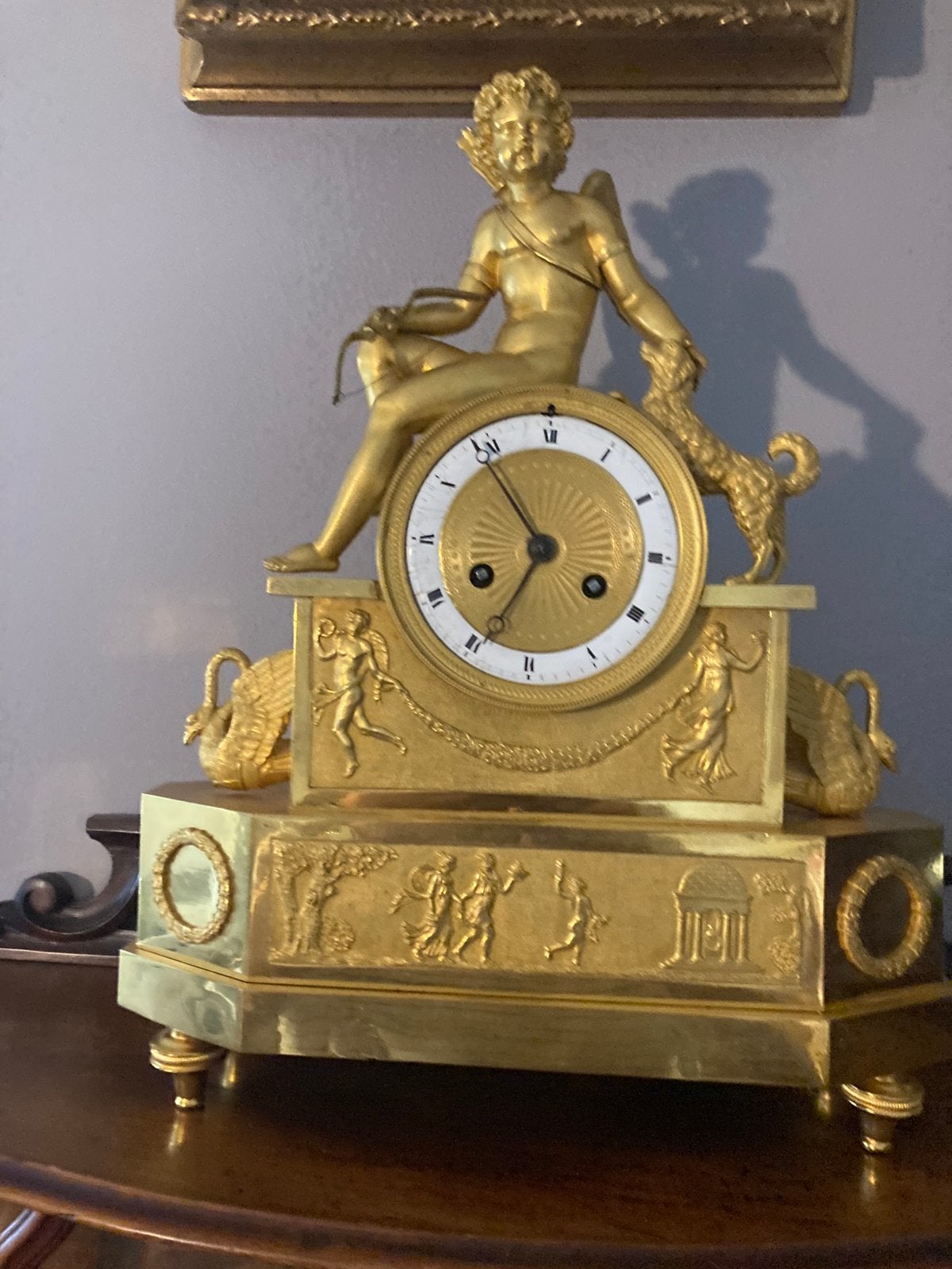 Bronzen pendule, Ophalen