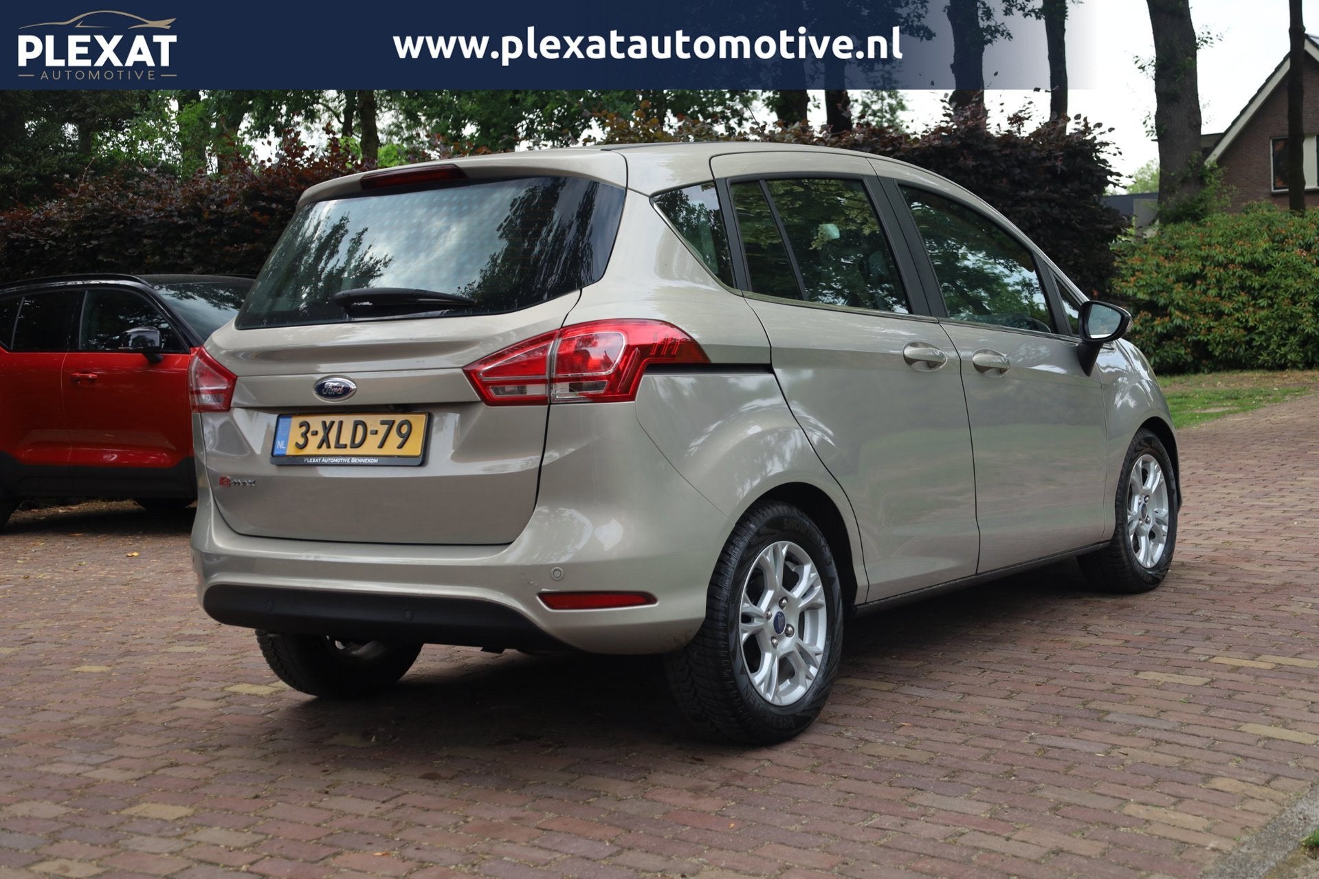 Ford B-Max 1.6 TI-VCT Titanium Aut. | Orig NL | Hoge Instap, Auto's, Ford, Stof, Gebruikt, Zwart, 4 cilinders