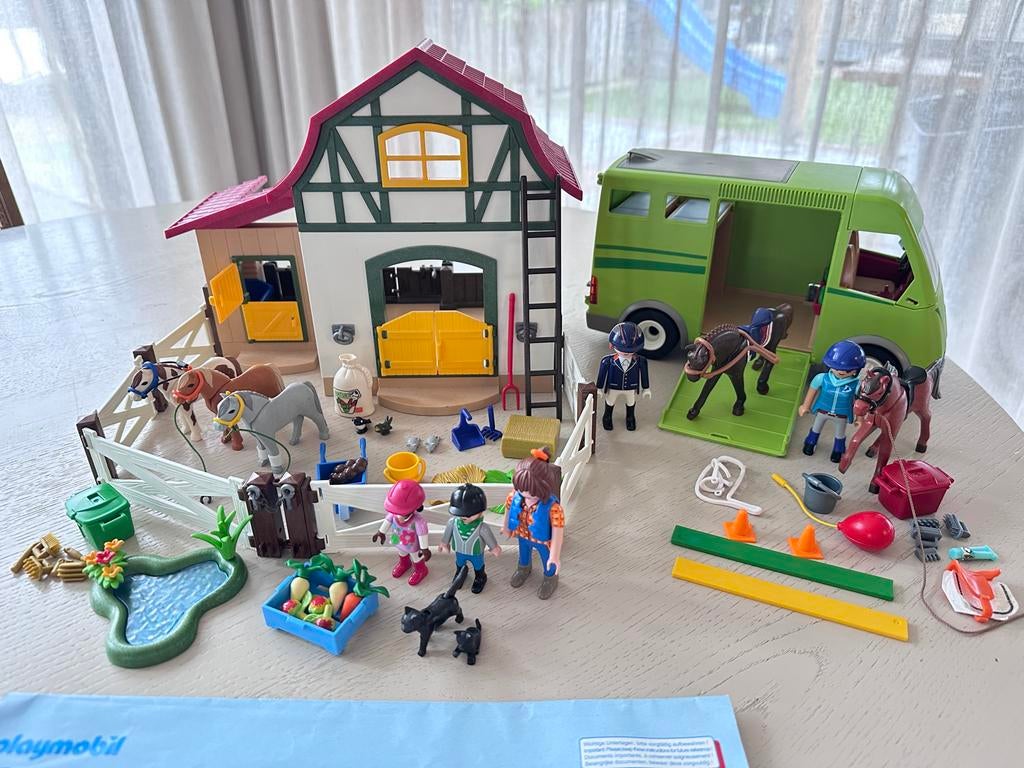 Playmobil Paardenmanege met Paardencamper en accessoires, Kinderen en Baby's, Ophalen, Zo goed als nieuw