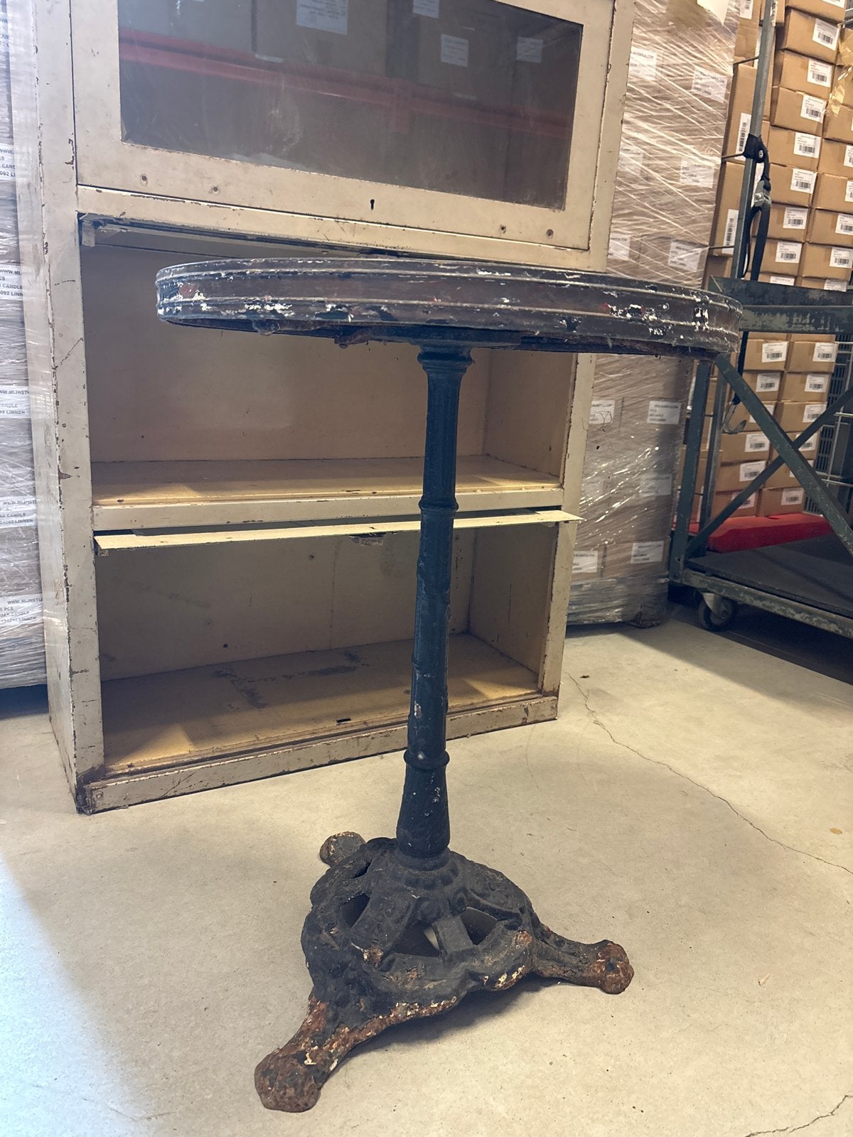 Antieke gietijzeren bistrotafel - 70 cm hoog, 50 cm blad, Ophalen