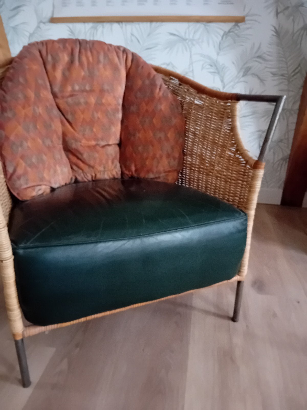 Rotan stoel met leren zitting, Ophalen, Gebruikt, Eén, Bruin