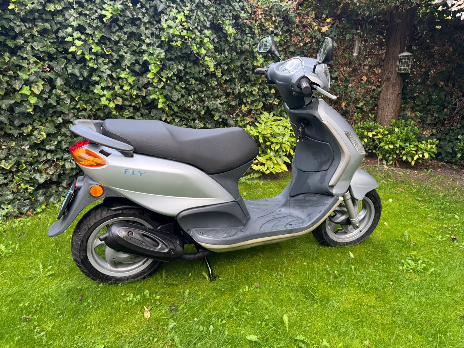 Piaggio Fly 2 takt nieuwstaat 1 eigenaar, Fietsen en Brommers, Piaggio, Nieuw, Ophalen of Verzenden, Benzine