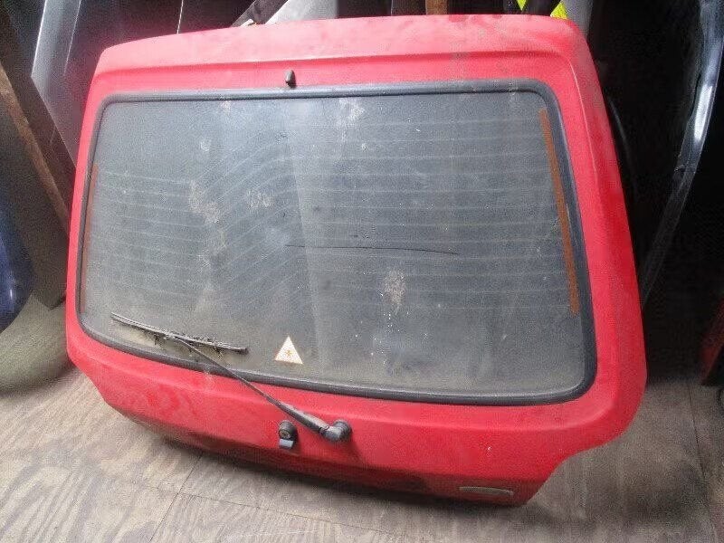 ACHTERKLEP Ford Fiesta 3 (01-1989/12-1996), Auto-onderdelen, Gebruikt, Achterklep, Ophalen of Verzenden, Henry-Ford-Straße 1 50735 Köln, DE