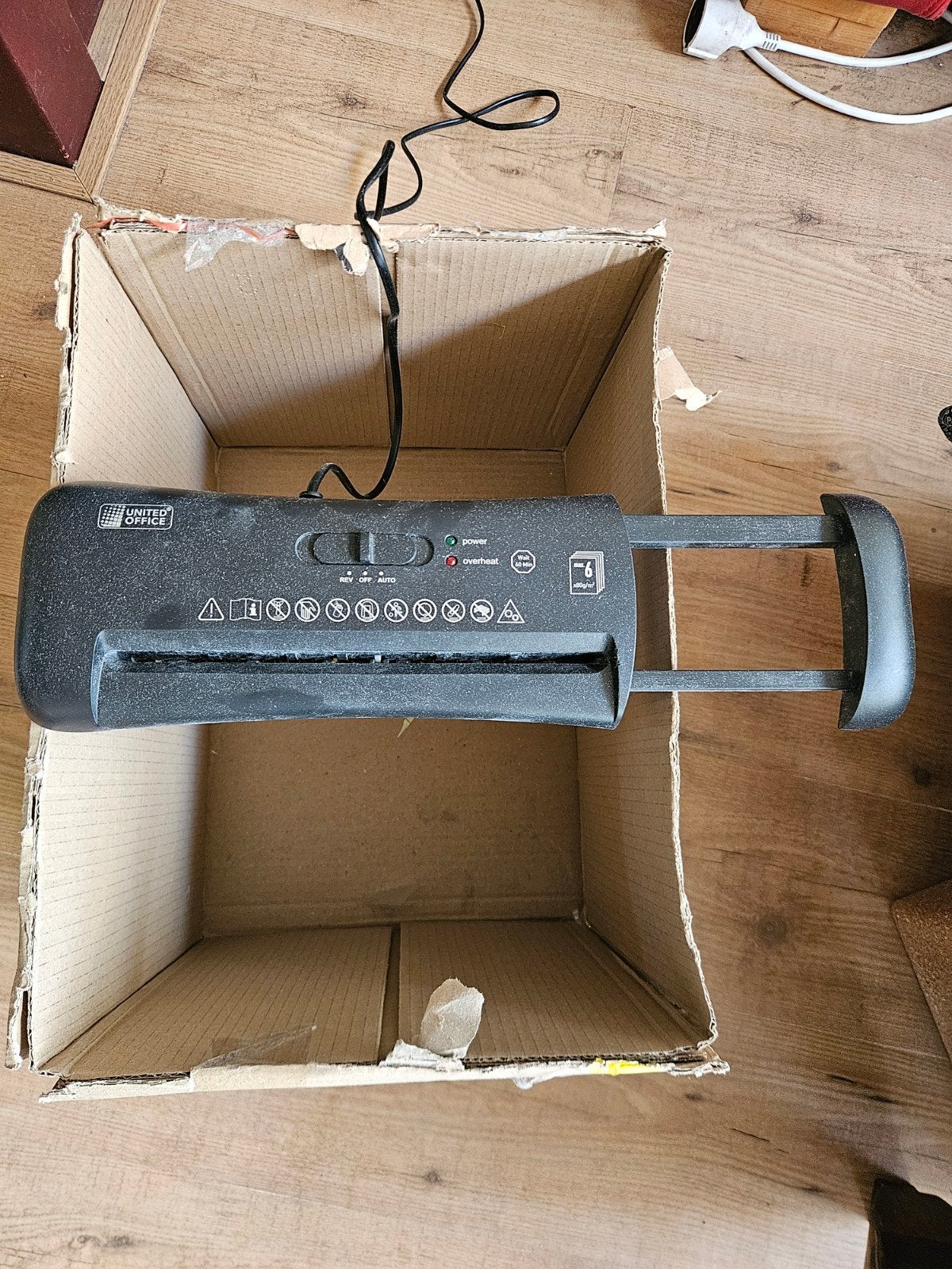 Papier versnipperaar te koop, Ophalen of Verzenden, Wit