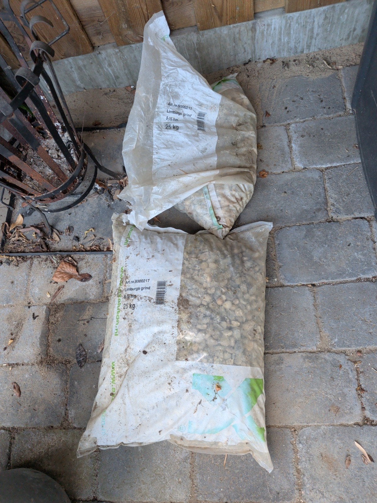 Limburgs grind 35 kg - Nieuw, Tuin en Terras, Ophalen, Zo goed als nieuw, Grijs, Grind