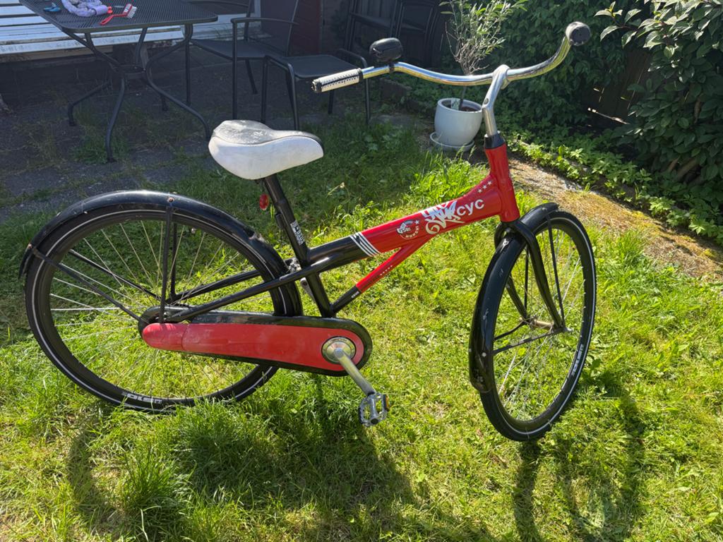 Cyc fiets - Rood/Zwart - Gebruikt, Fietsen en Brommers, Overige merken, Gebruikt, Velgrem, Ophalen of Verzenden