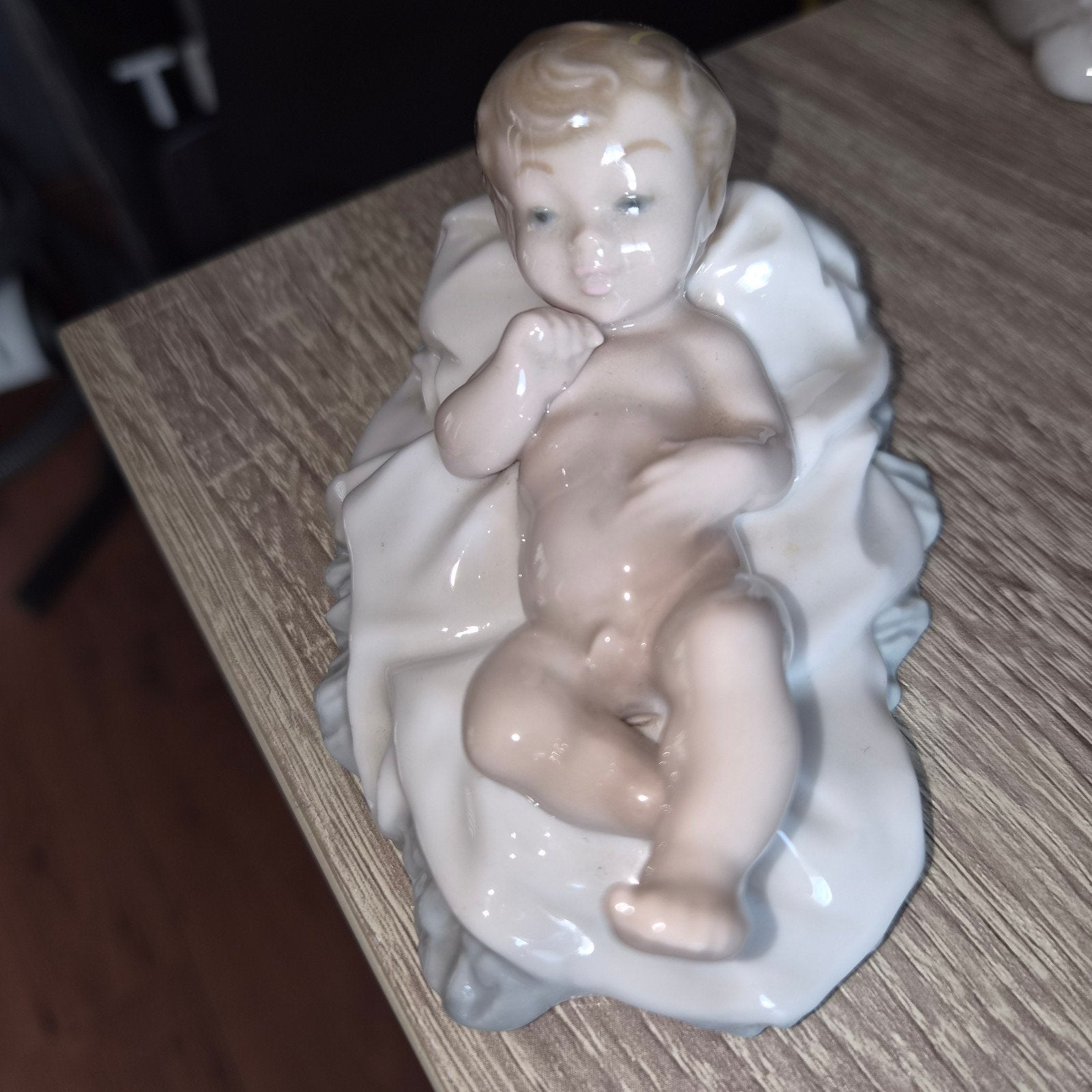 Lladro Beeldje Baby - Zo goed als nieuw, Ophalen of Verzenden, Zo goed als nieuw, Mens