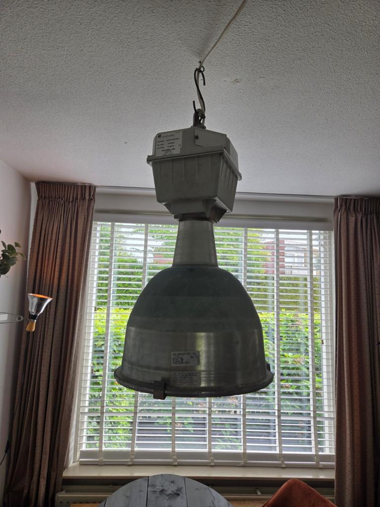 Originele GE Industriële Fabriekshal Lamp - Loftlamp, Ophalen, Gebruikt, 50 tot 75 cm, Glas