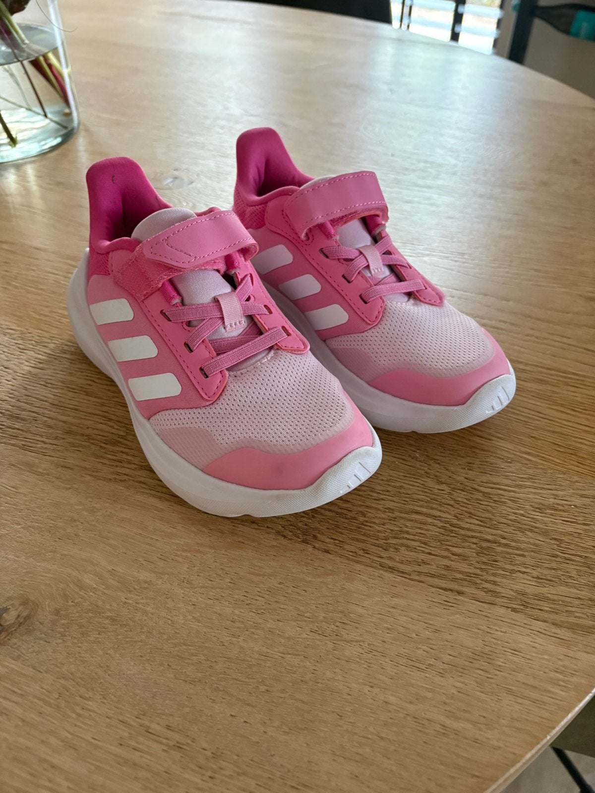 Adidas Sportschoenen Roze Maat 34 (ook in 33), Ophalen of Verzenden, Zo goed als nieuw, Meisje, Sportschoenen