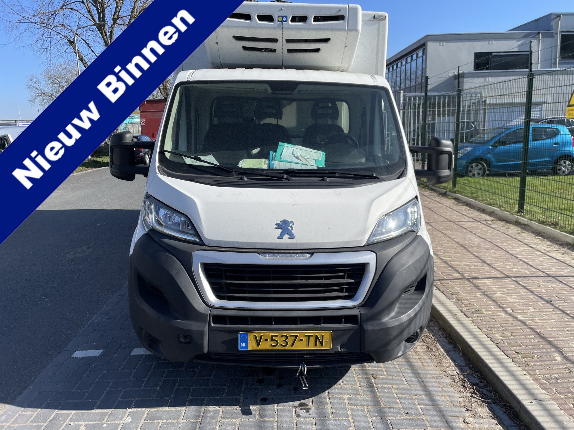 Peugeot Boxer 435 2.0 BlueHDI L4 Bak met koeling versnelling, Auto's, Bestelauto's, 15 km/l, Gebruikt, 4 cilinders, Wit