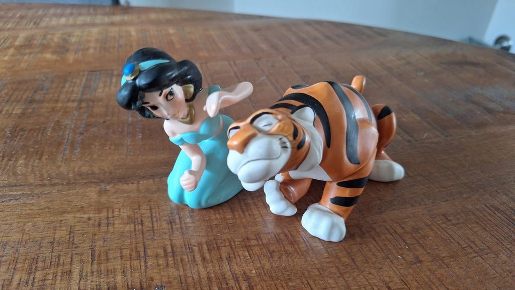 Vintage Disney aladdin beeldjes Jamine en Rajah Schmid, Verzamelen, Disney, Ophalen of Verzenden, Zo goed als nieuw, Beeldje of Figuurtje