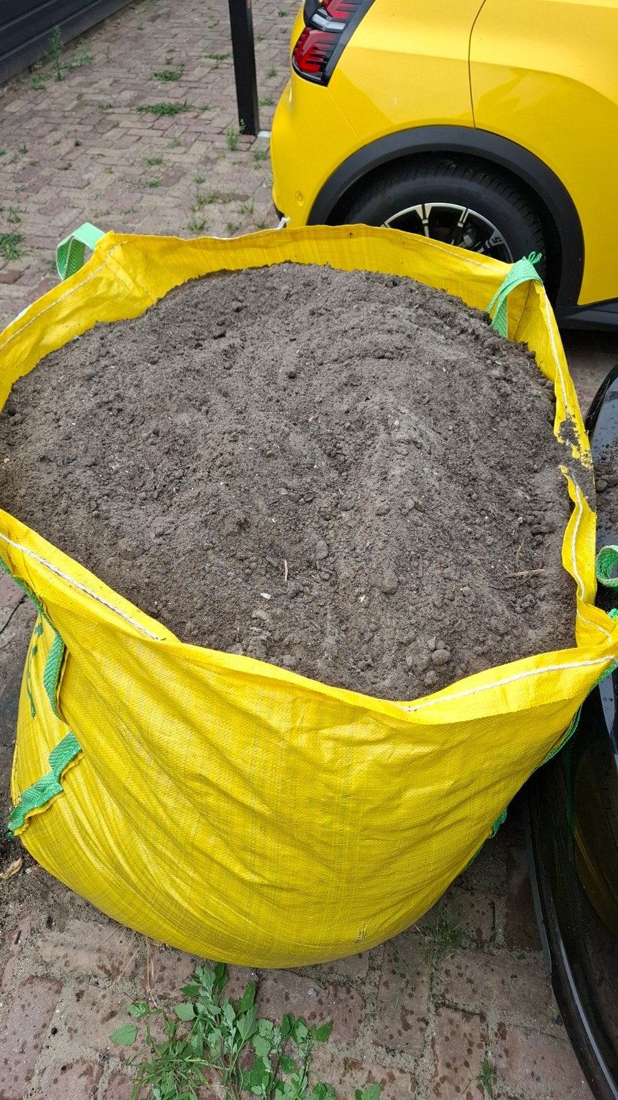 Tuinaarde in big bag gratis af te halen, Ophalen, Tuinaarde