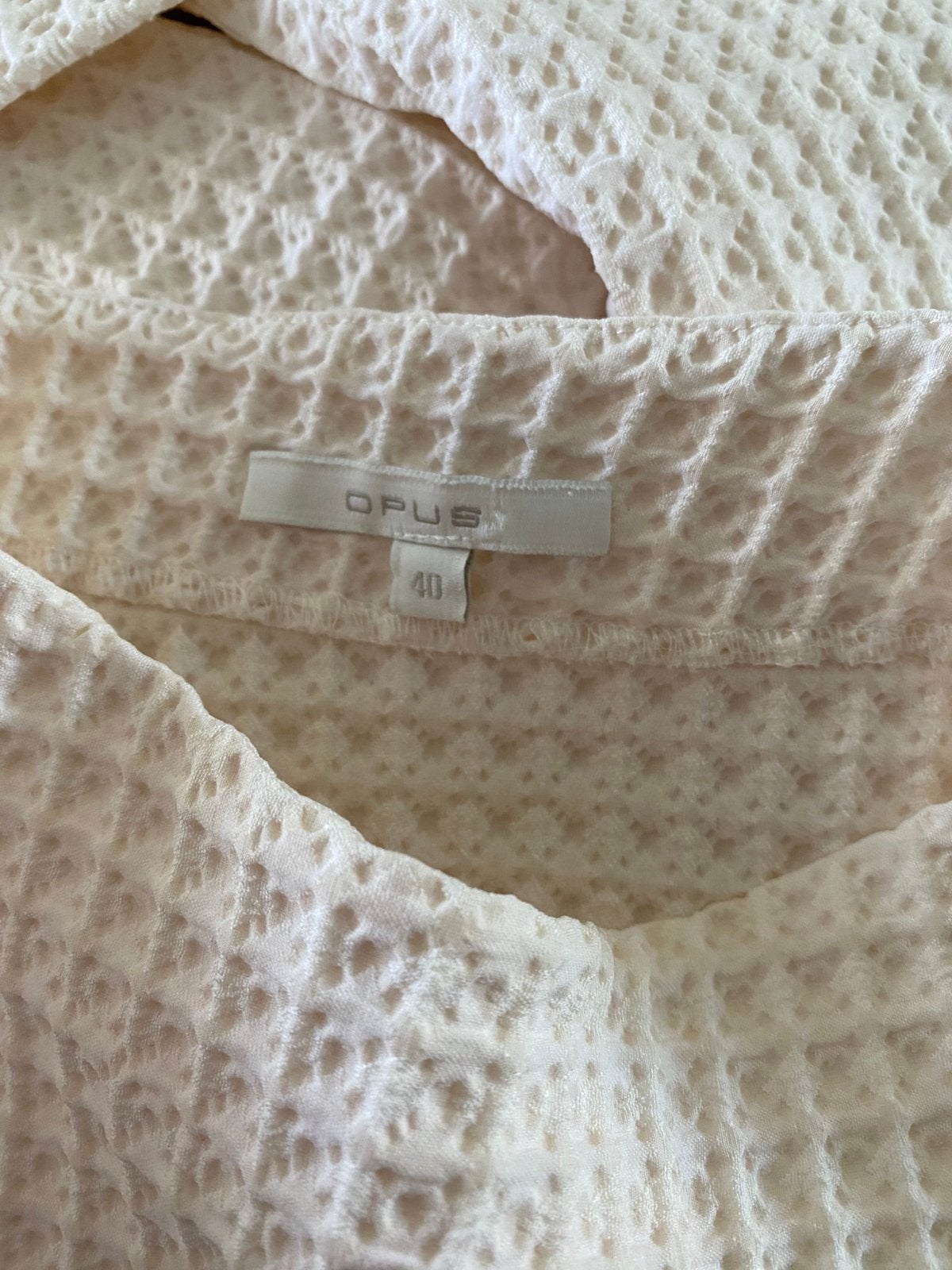 Opus GULOPI Regular sweatshirt mt. M/L, Ophalen of Verzenden, Zo goed als nieuw, Maat 42/44 (L), Wit