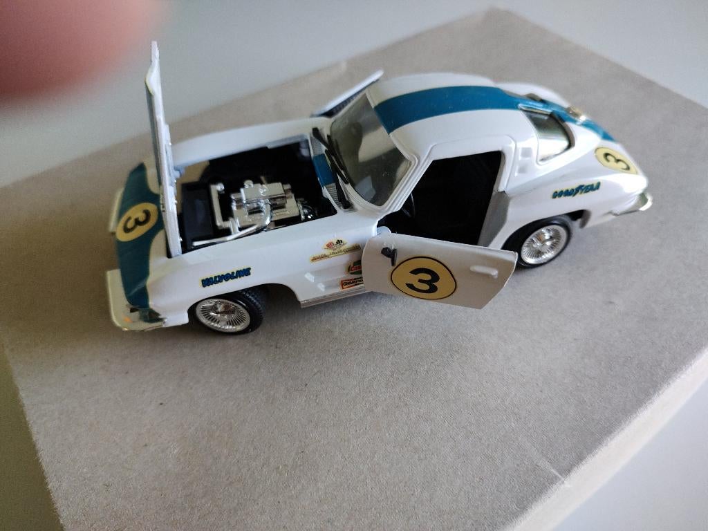 Modelauto Chevrolet Corvette GS Racing., Ophalen of Verzenden, Zo goed als nieuw, Auto