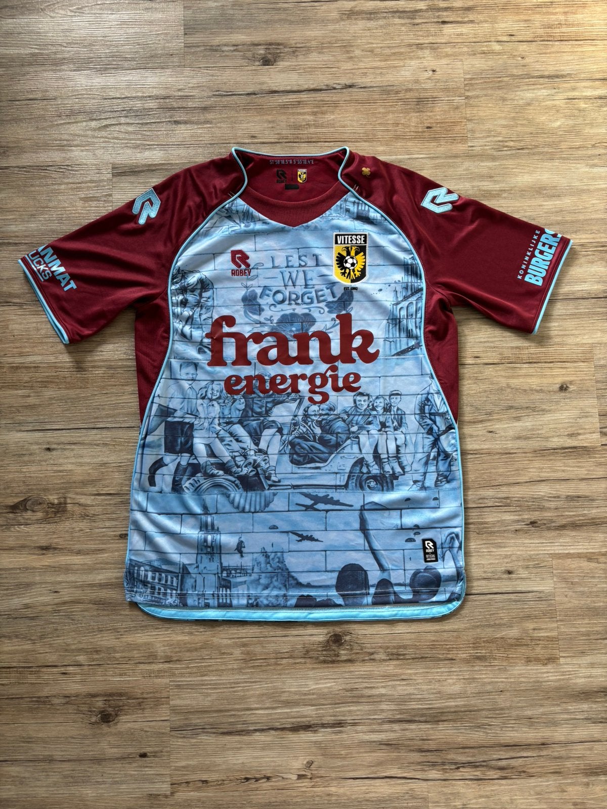 Origineel Vitesse Airborne Uitshirt 25/26 - Maat S, Maat S, Ophalen of Verzenden, Zo goed als nieuw, Shirt