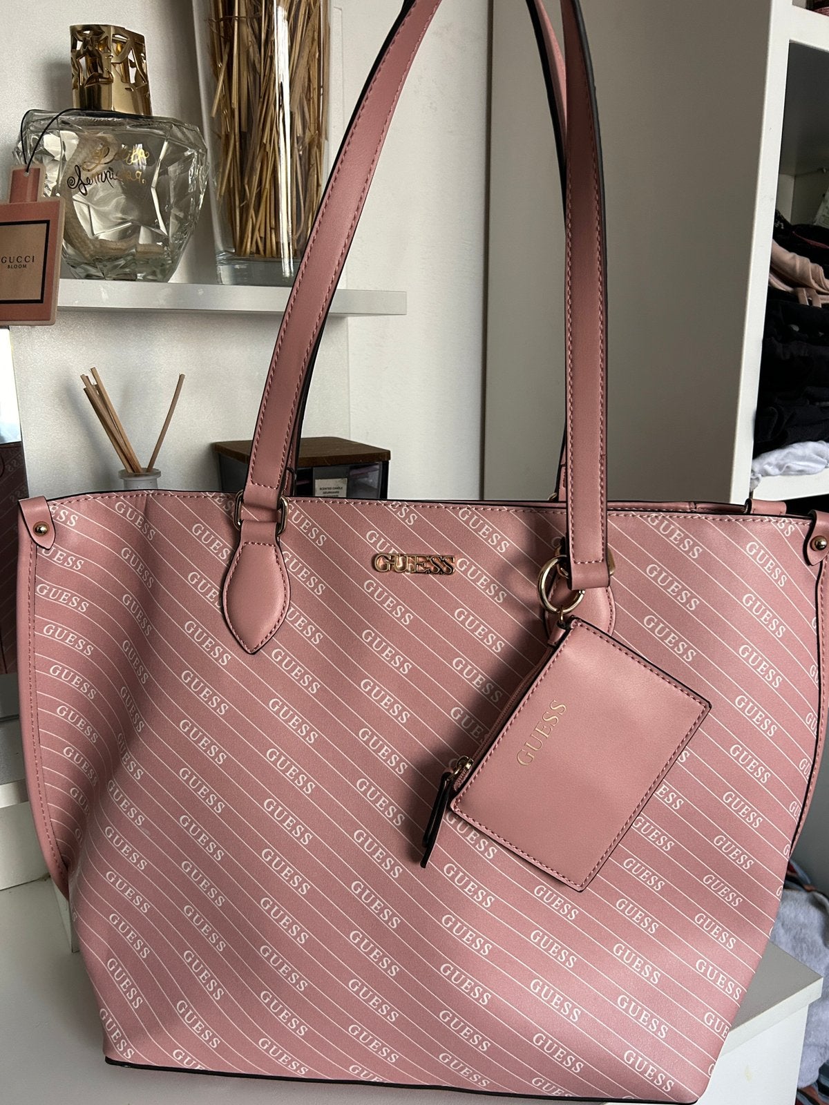 Roze Guess handtas, Ophalen of Verzenden, Zo goed als nieuw, Roze, Handtas