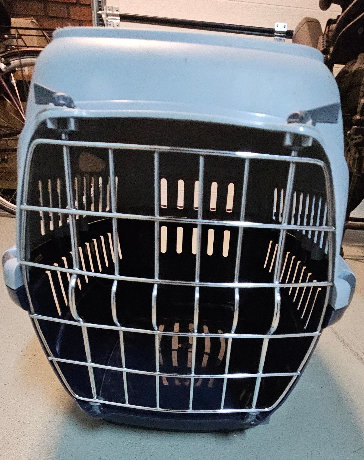 Stevige kunststof reismand / transportbox voor kat (of klein, Dieren en Toebehoren, Ophalen of Verzenden, Gebruikt