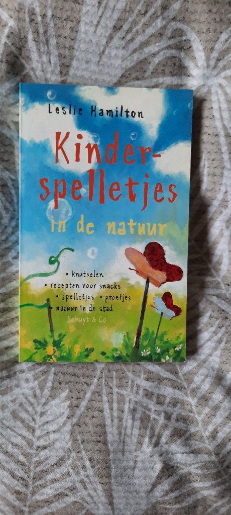 KINDERSPELLETJES IN DE NATUUR, NIEUW, Ophalen of Verzenden, Zo goed als nieuw, Natuur algemeen