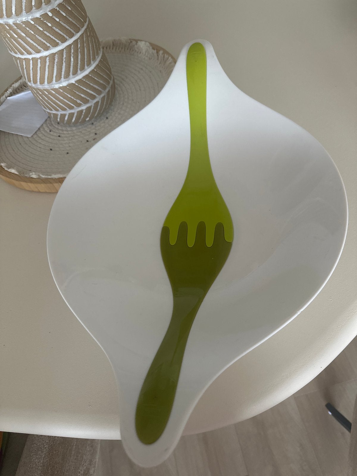 Moderne saladeschaal met slabestek - Wit/Groen, Ophalen, Kunststof, Wit, Overige merken
