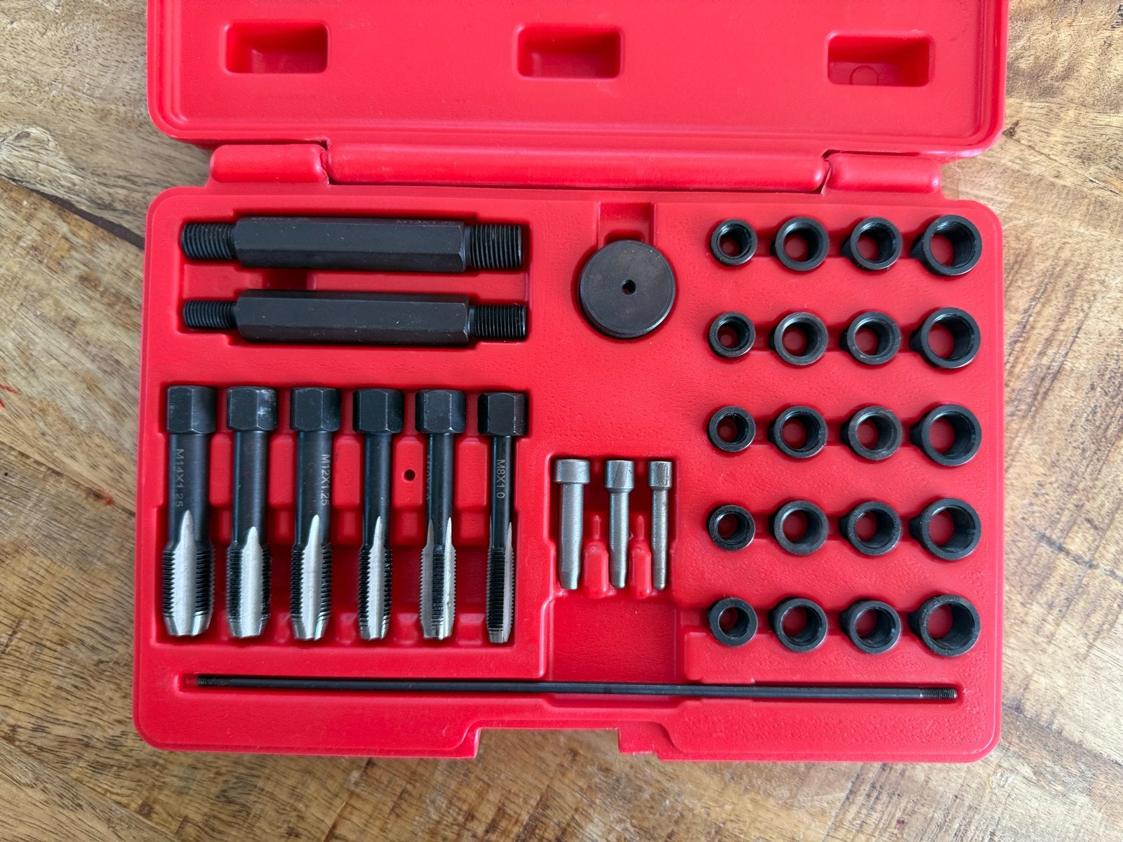 Gloeiplug Draadreparatieset M8-M14, Ophalen of Verzenden, Zo goed als nieuw